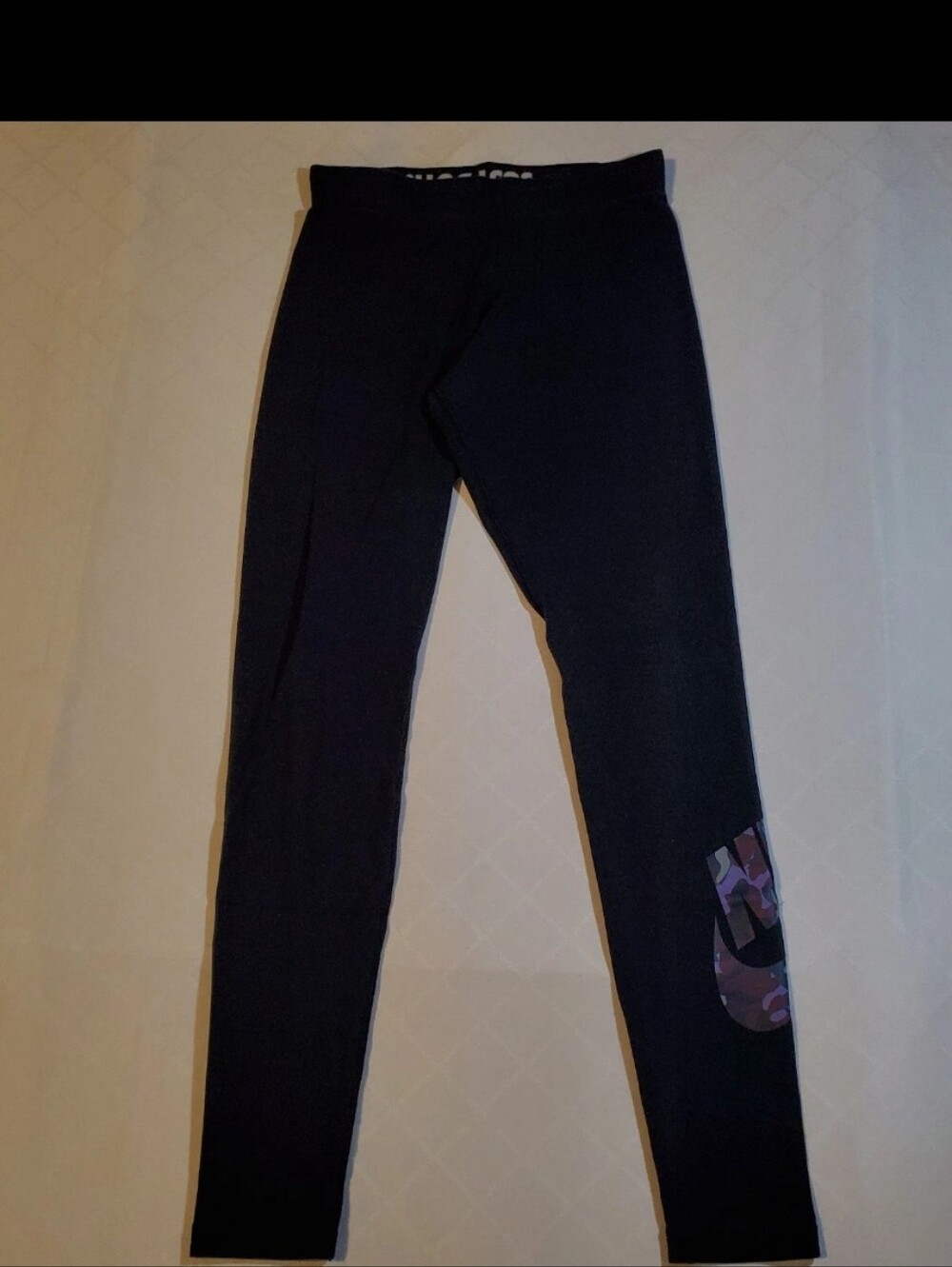 Nike Leg-A-See Leggings Womens Small Black Purple Camo Logo 744299-010